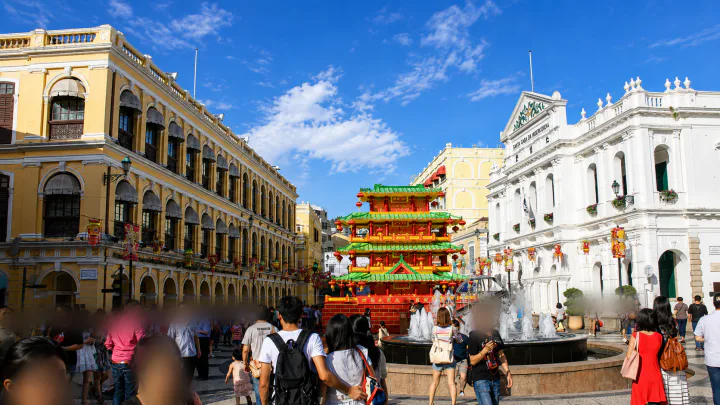 Senado Square